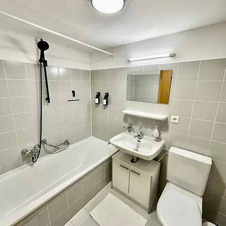 Stilvolles Wohnen Am Hafen Apartment Bregenz Exterior photo